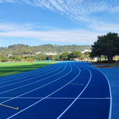 Bom preço Pista de corrida de borracha aprovada pela IAAF com espessura de 9 a 15 mm e tempo de vida útil de 10 a 15 anos em linha