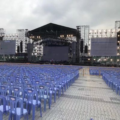 Bom preço Pavimento portátil para eventos em material PP branco com capacidade de carga de 20 toneladas e 5 anos de garantia em linha