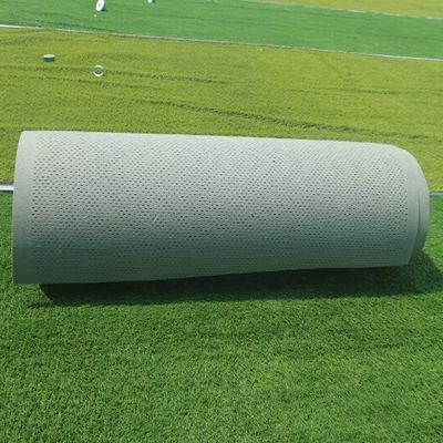 Bom preço Telhas de assoalho de absorção de formação de espuma de borracha verdes de choque para a grama artificial em linha