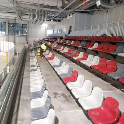 Bom preço Assento plástico do estádio das cores customizáveis para anfiteatros do futebol em linha