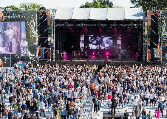 Pavimento de eventos portátil de polietileno de alta densidade resistente a intempéries e resistente a incêndio