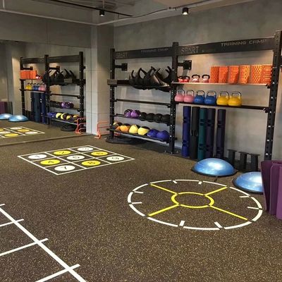 Bom preço Tapete de piso de borracha antiderrapante personalizado para piso seguro e confortável em linha