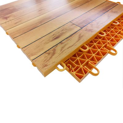 Bom preço Pavimentos esportivos de azulejos de PP resistentes a impactos em cores vibrantes para campos interiores e exteriores em linha