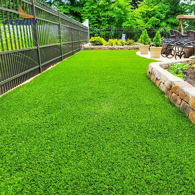 Bom preço Alfombra de grama artificial artificial para jardim em linha
