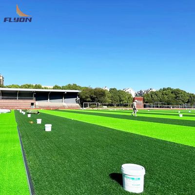 Bom preço Grama artificial sintética de 16000 densidade para campos desportivos em linha