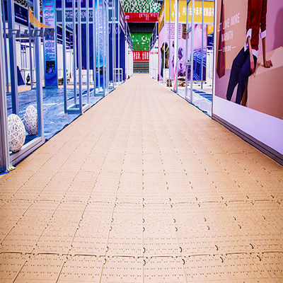 Pavimento de eventos portátil de polietileno de alta densidade de alta segurança de baixa manutenção para aplicações pesadas