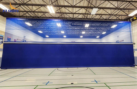 Bom preço Divida eficientemente o seu espaço desportivo com cortinas divisórias personalizáveis em linha